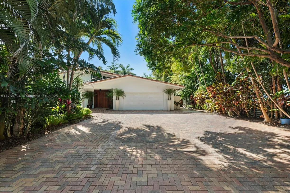 South Florida Real Estate | View 210 Ocean Blvd | Listing