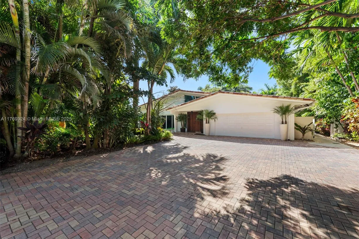 South Florida Real Estate | View 210 Ocean Blvd | Listing