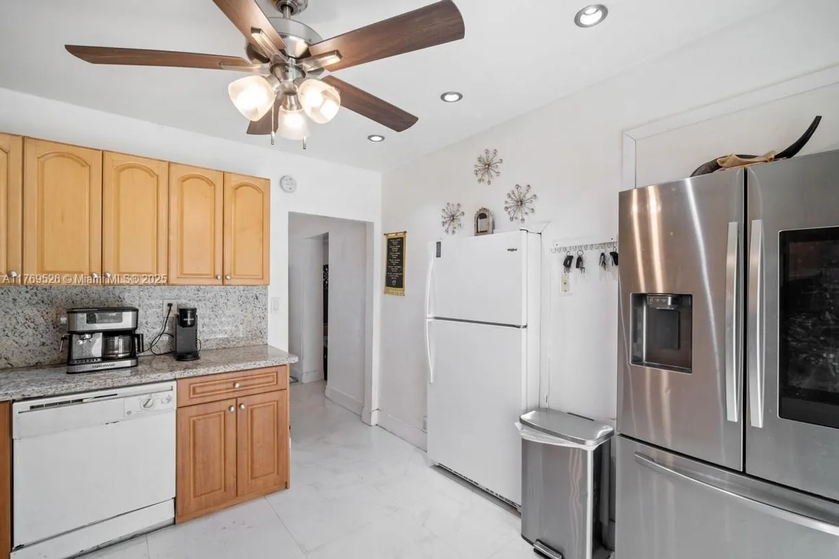South Florida Real Estate | View 121 Edmund Rd | Listing