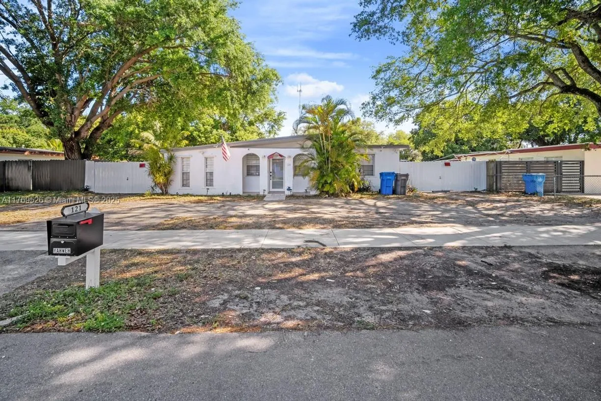 South Florida Real Estate | View 121 Edmund Rd | 3 Beds, 2 Baths