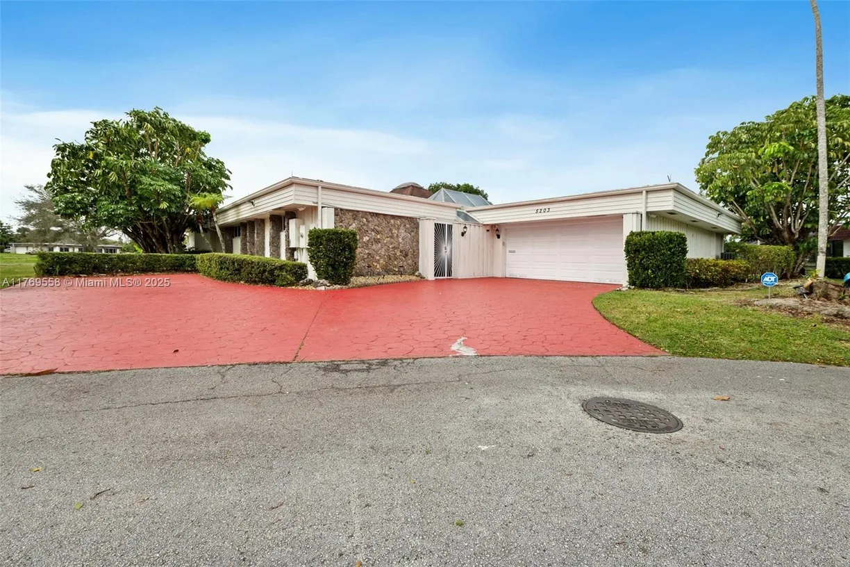 South Florida Real Estate | View 5203 Yellow Pine Ln | 4 Beds, 3 Baths