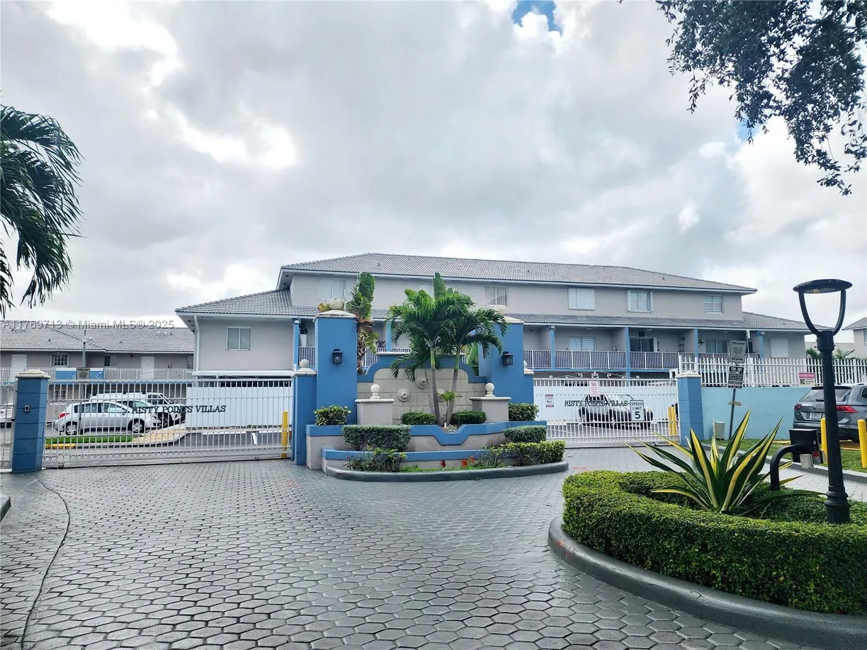 South Florida Real Estate | View 8360 NW 103rd St, 204E | 2 Beds, 2 Baths