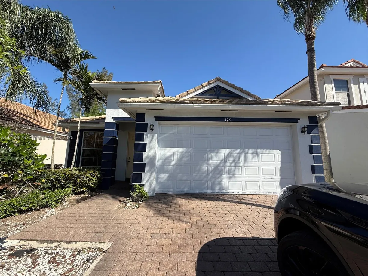South Florida Real Estate | View 325 Mulberry Grove Rd | 3 Beds, 2 Baths