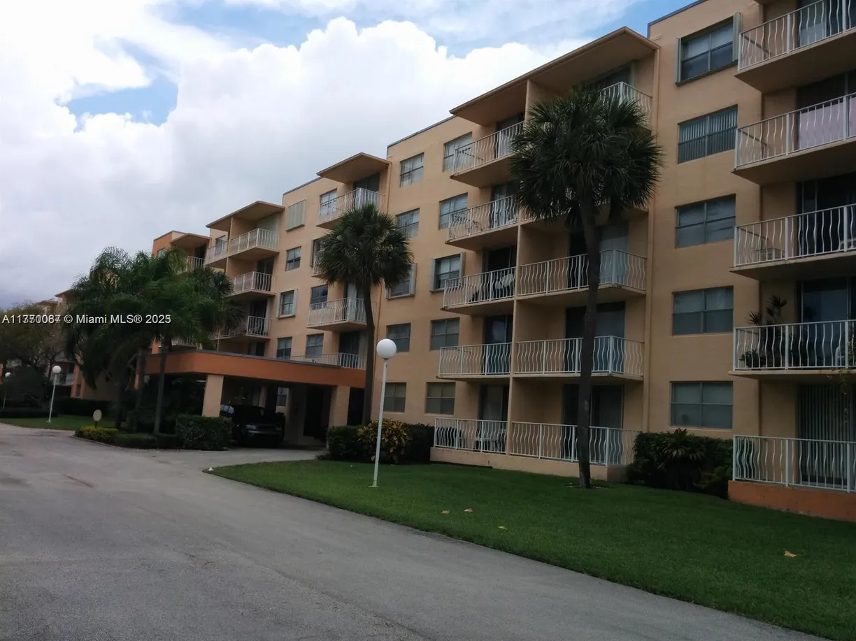 South Florida Real Estate | View 480 Executive Center Dr, 3C | Listing