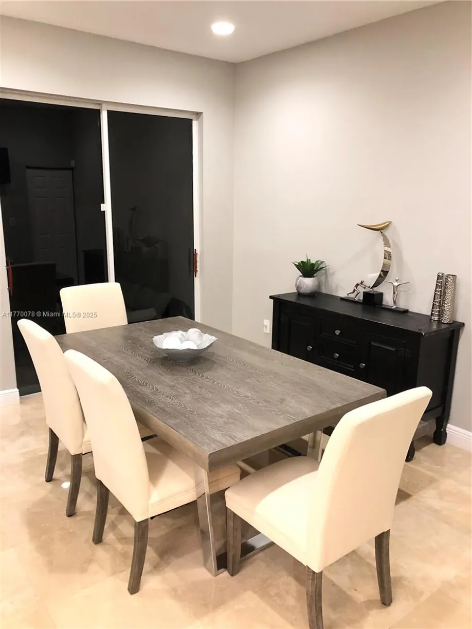 South Florida Real Estate | View 1115 N 17th Ave, 2 | Listing