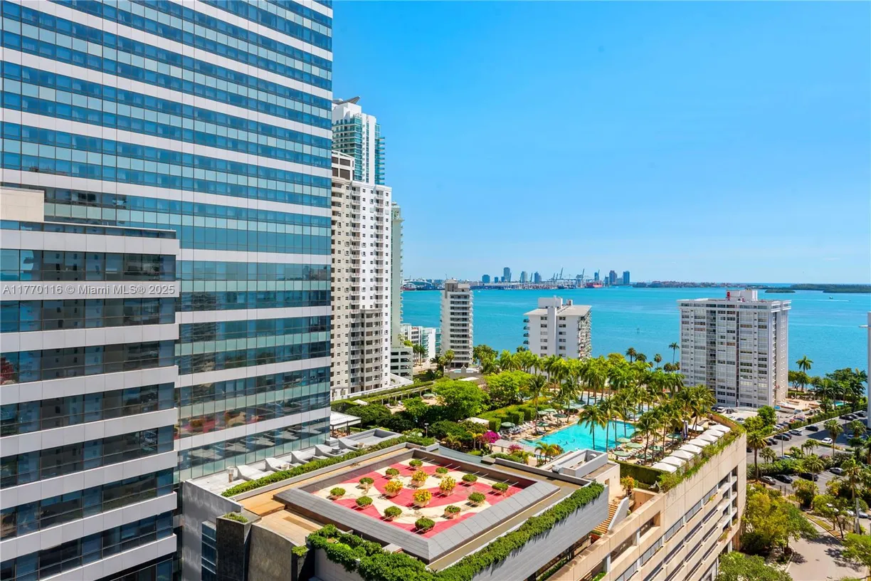 South Florida Real Estate | View 1451 Brickell Ave, 1706 | 1 Bed, 1 Bath