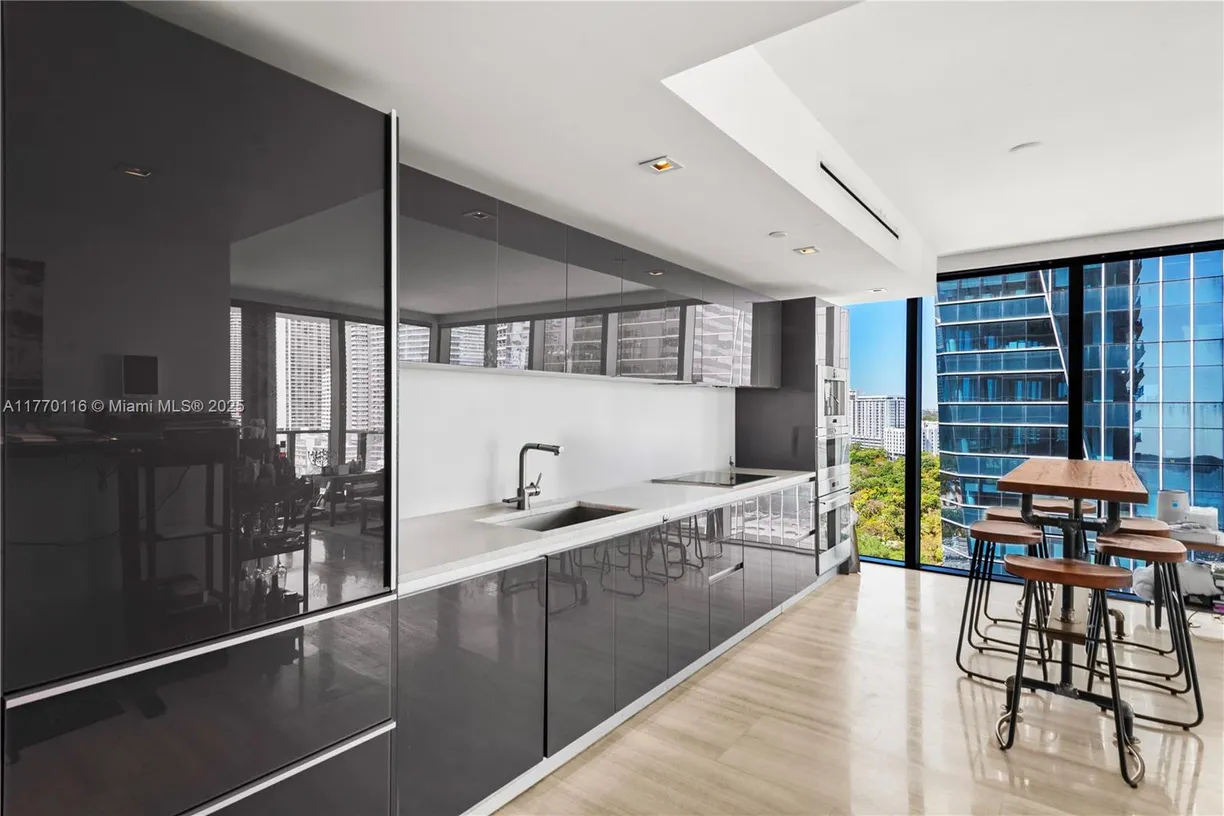 South Florida Real Estate | View 1451 Brickell Ave, 1706 | Listing