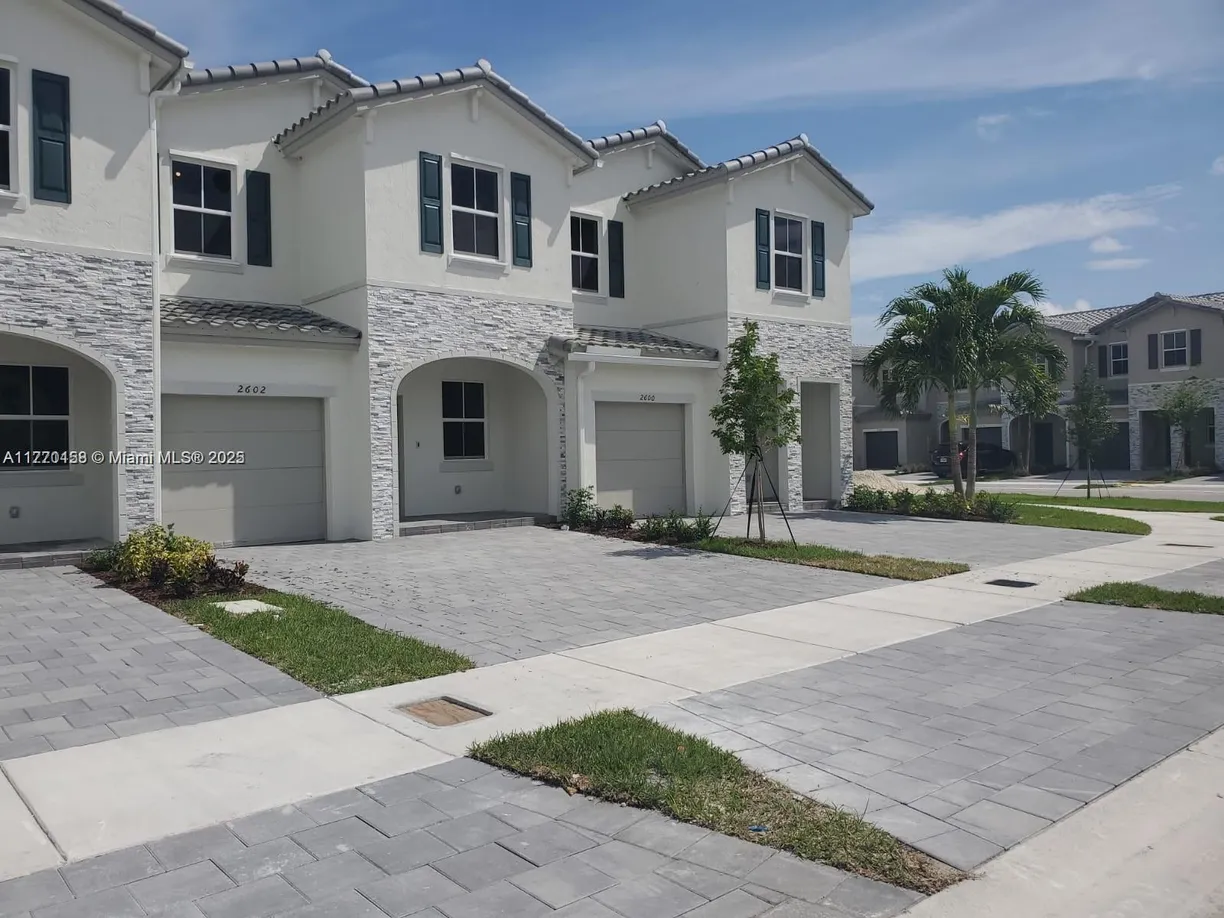 South Florida Real Estate | View 2602 SE 11th St, 2602 | 3 Beds, 2 Baths