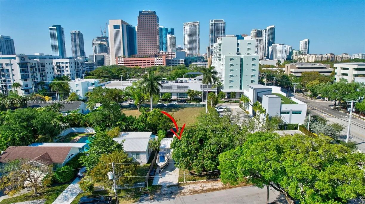South Florida Real Estate | View 217 SE 10th St | Listing