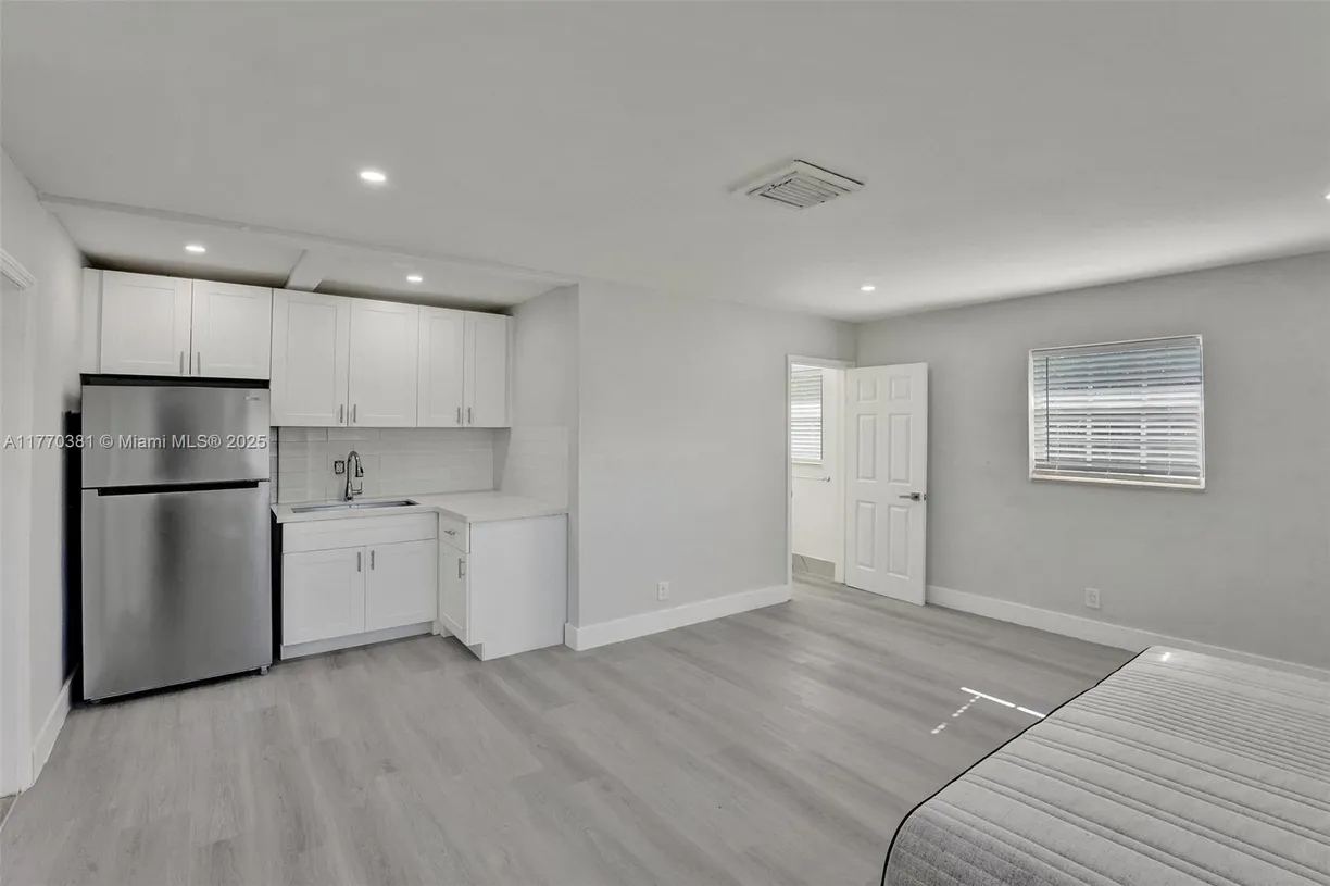 South Florida Real Estate | View 5657 Grant St, 5 | Listing