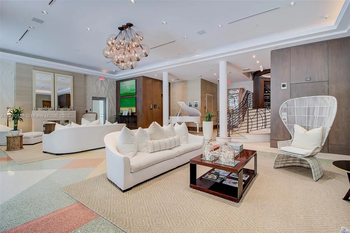 South Florida Real Estate | View 125 Ocean Drive, L0101 | Listing