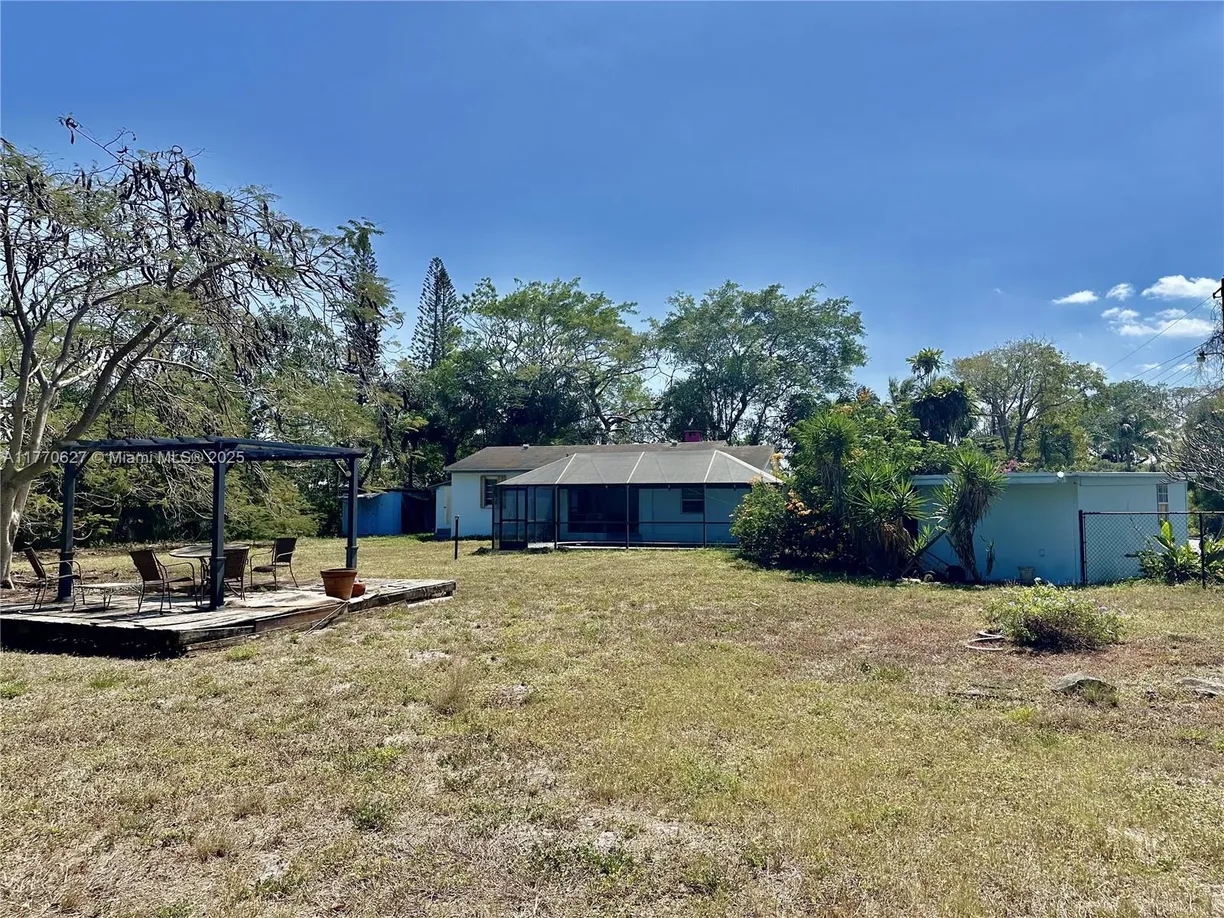 South Florida Real Estate | View 9 Helwig Ter | Listing