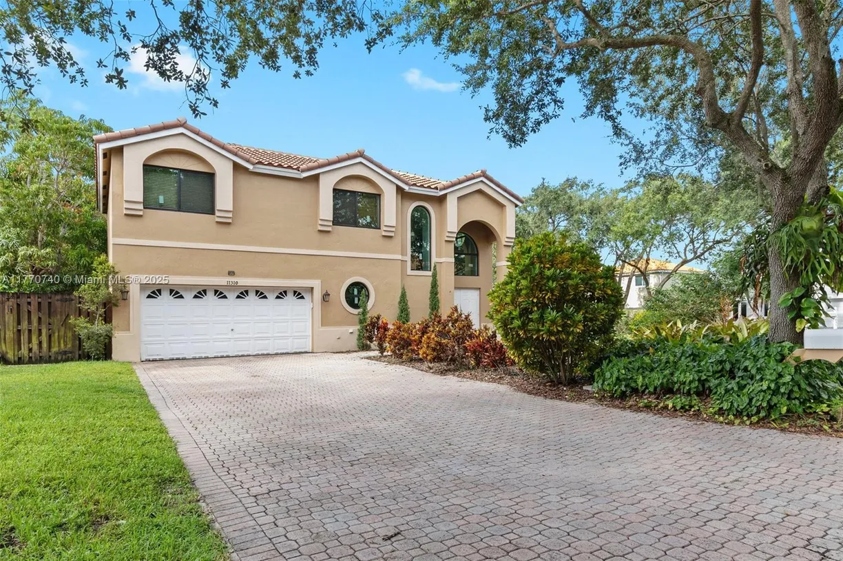South Florida Real Estate | View 11310 Renaissance Rd | 3 Beds, 2 Baths