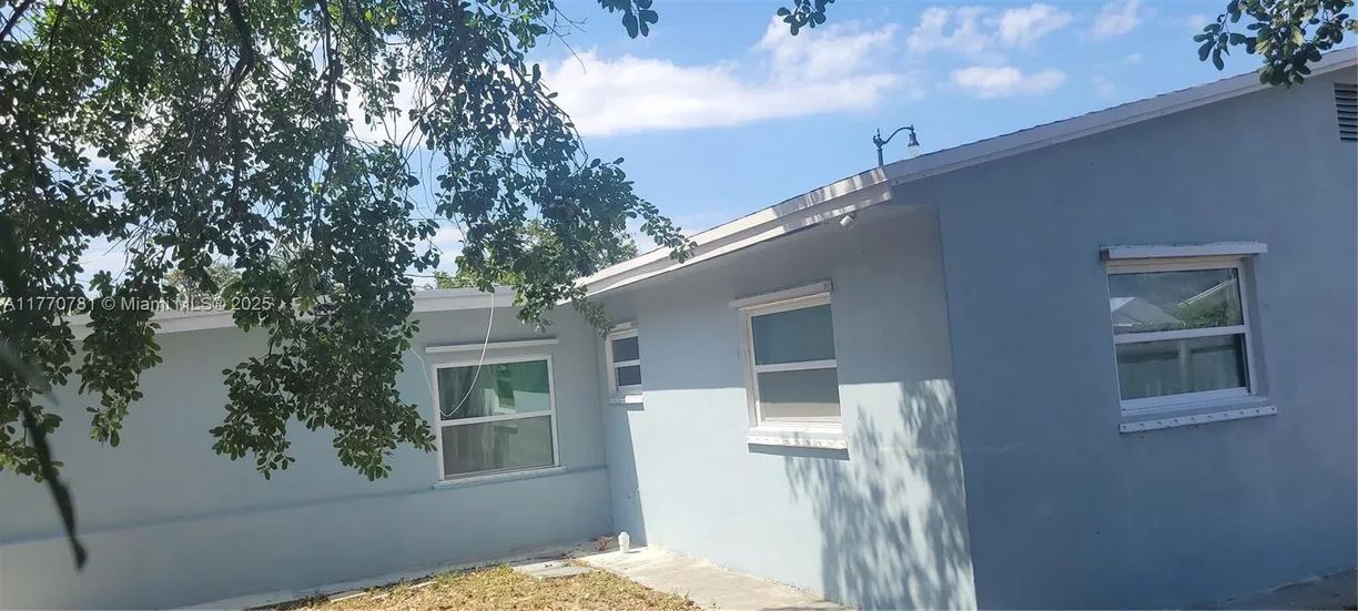 South Florida Real Estate | View 840 NE 32nd Ct | Listing