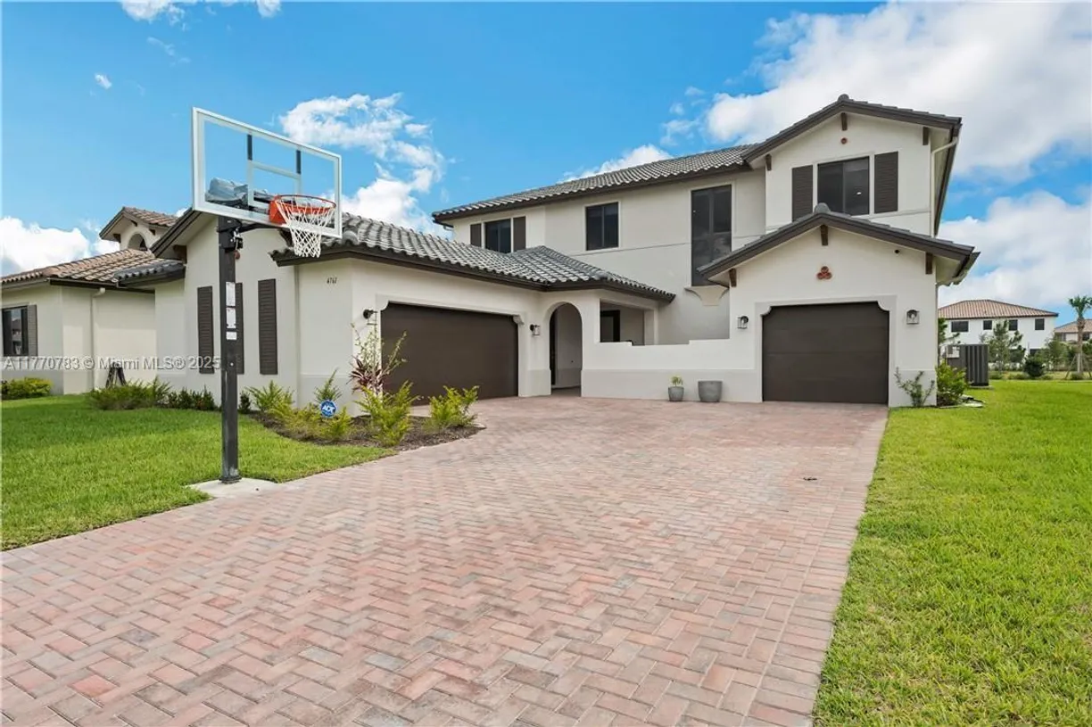 South Florida Real Estate | View 4761 Sophia Drive, 1 | Listing