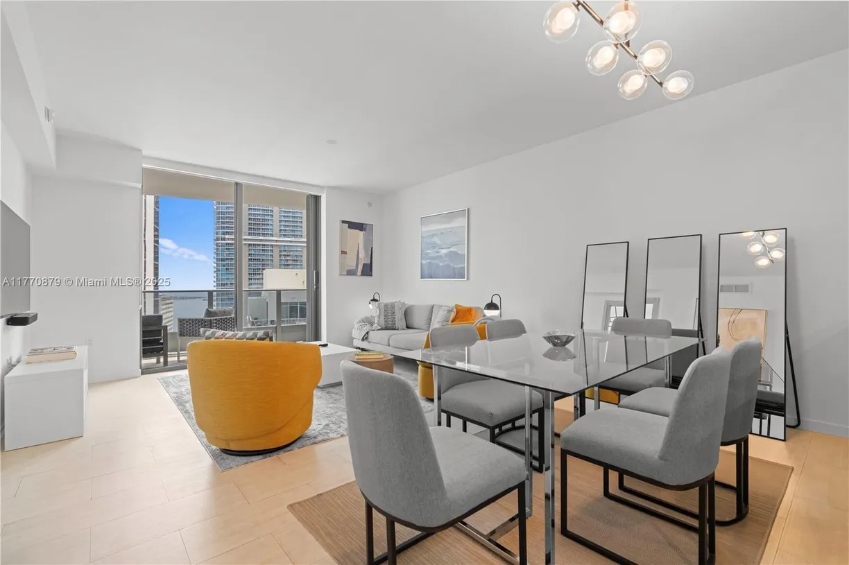 South Florida Real Estate | View 1000 E Brickell Plz, 3803 | 1 Bed, 1 Bath