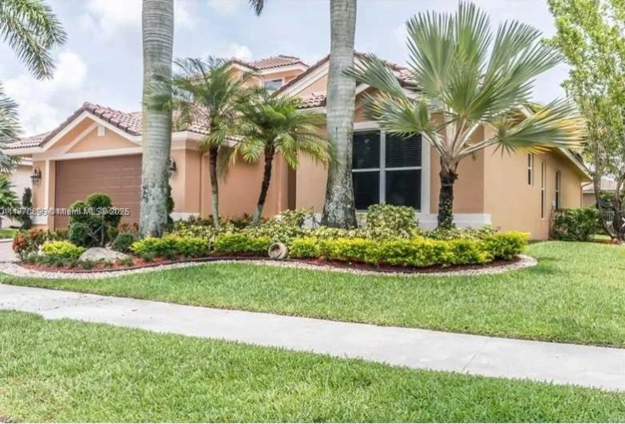 South Florida Real Estate | View 1831 Mariners Ln, 1831 | Listing