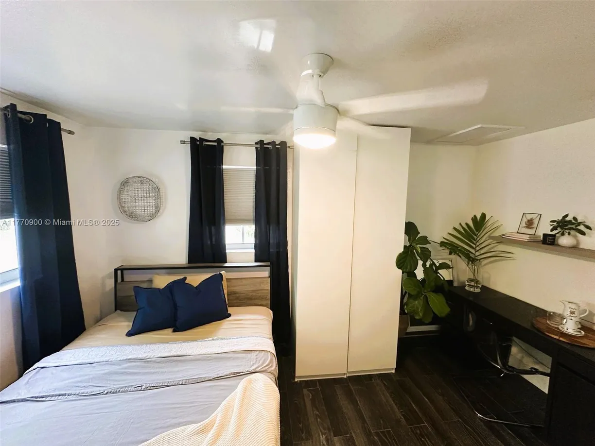 South Florida Real Estate | View 620 Wren Ave, 1 | Listing