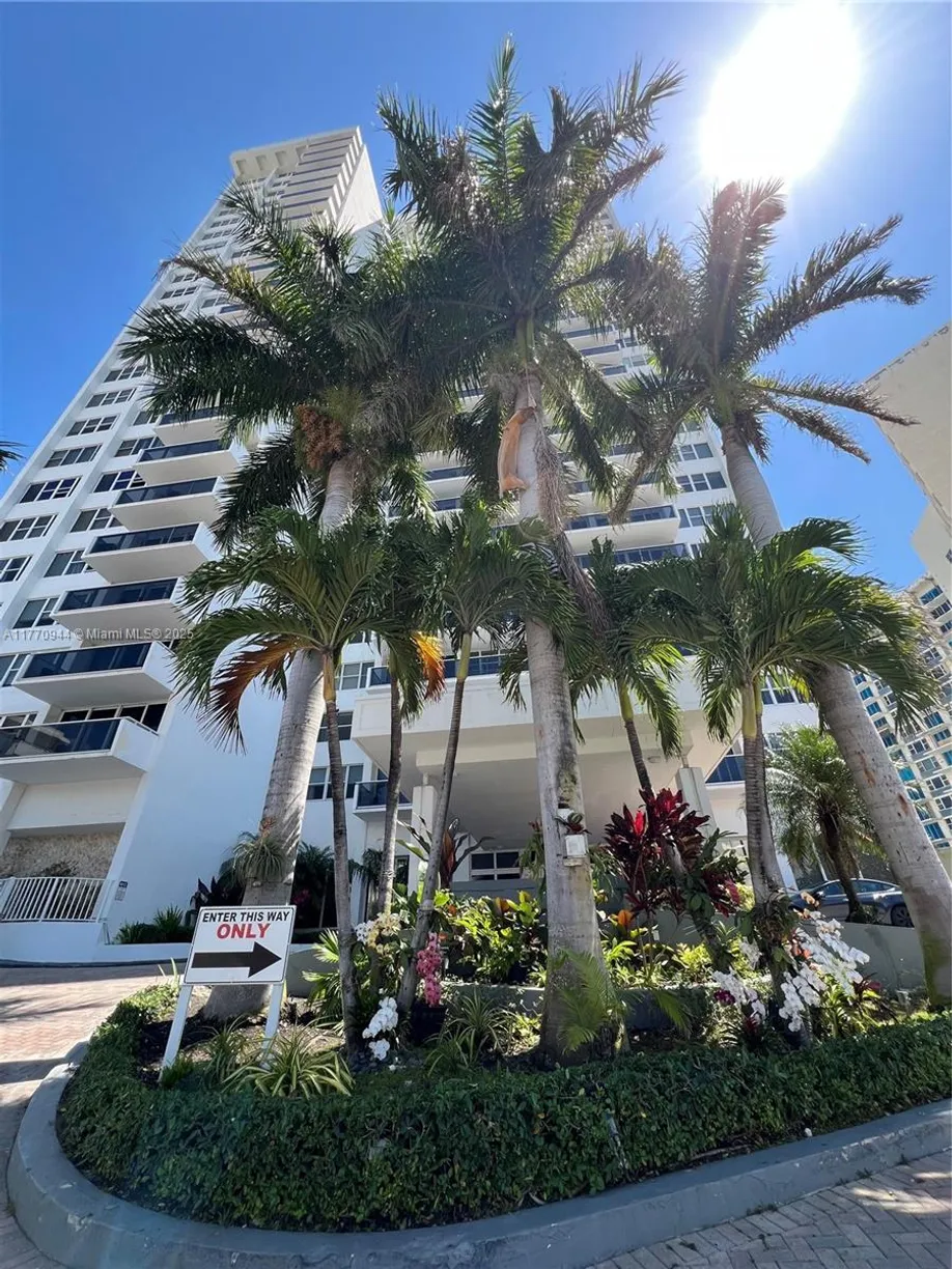 South Florida Real Estate | View 3140 S Ocean Dr, 303 | Listing