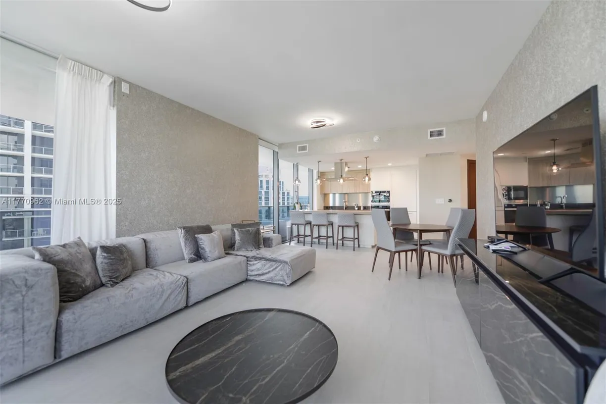 South Florida Real Estate | View 1000 Brickell Plz, 4415 | 2 Beds, 2 Baths