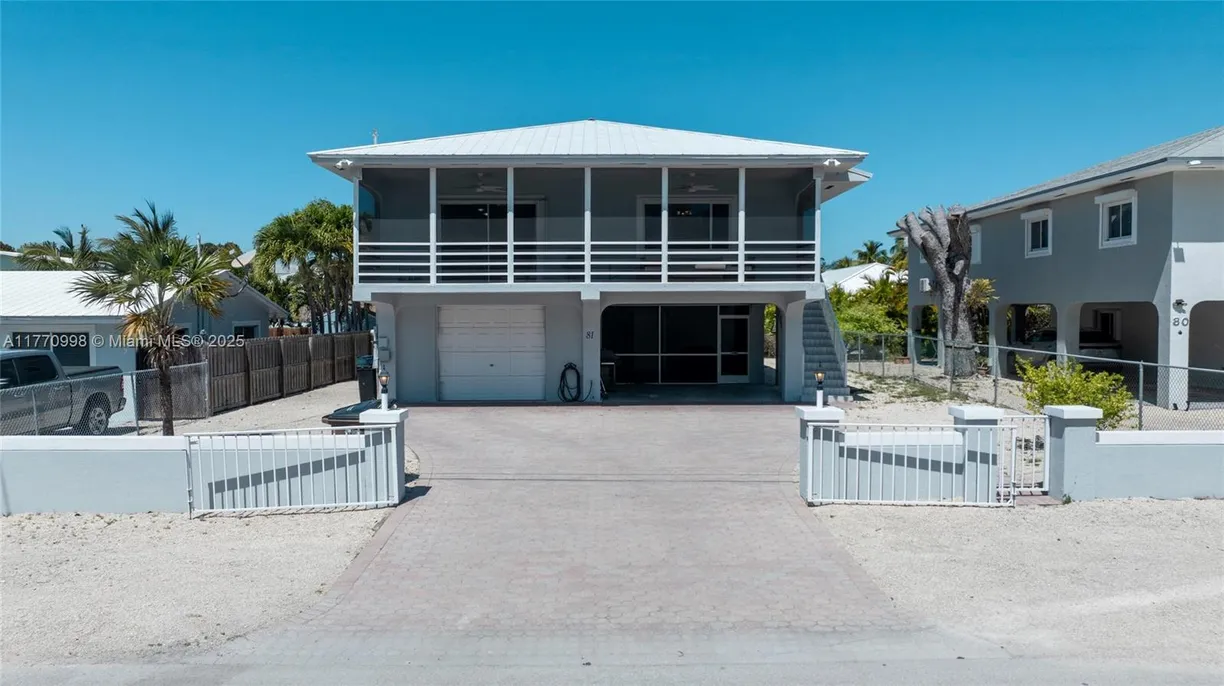 South Florida Real Estate | View  | 4 Beds, 3 Baths