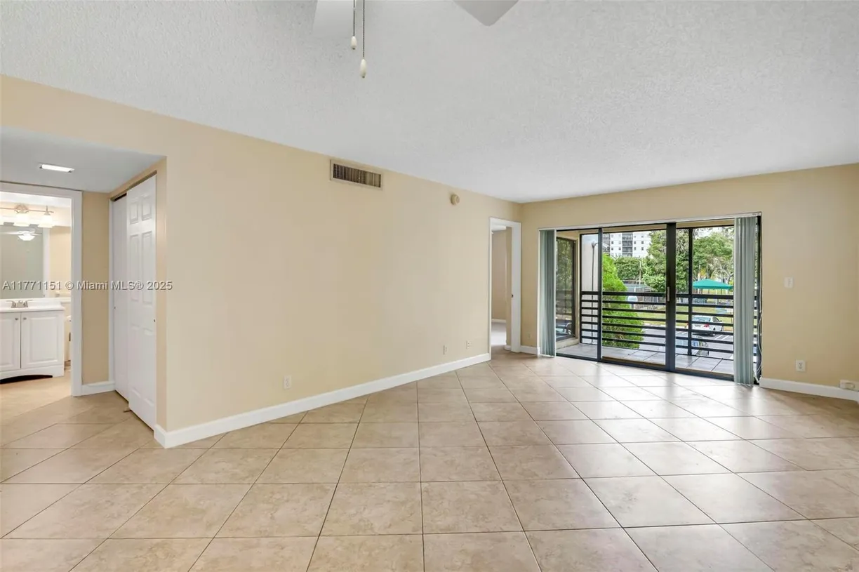 South Florida Real Estate | View 2326 S Cypress Bend Dr, 218 | Listing