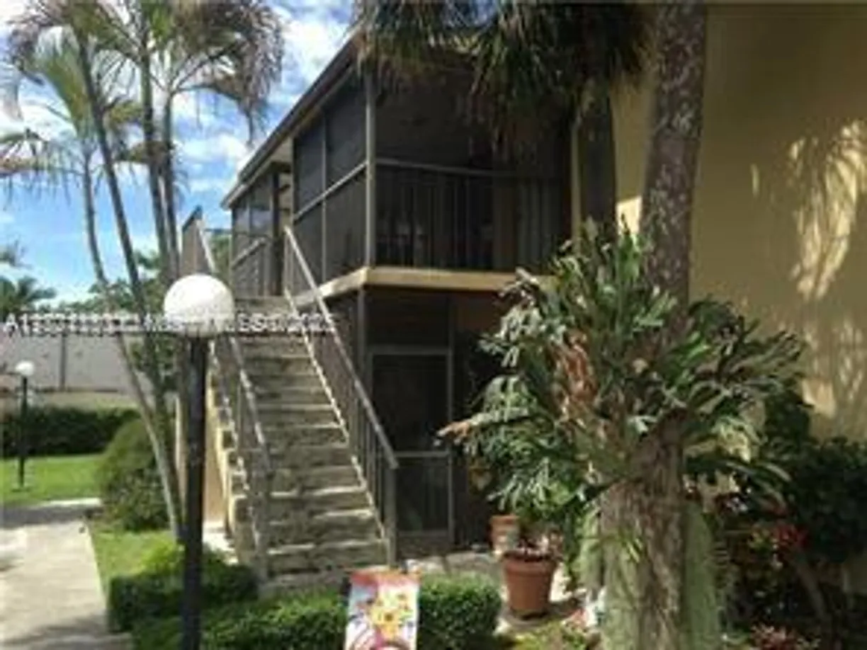 South Florida Real Estate | View 15639 SW 73rd Cir Ter, 7-10 | 2 Beds, 2 Baths