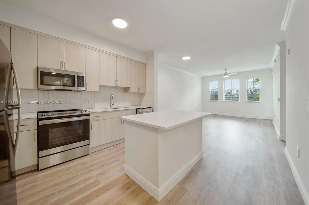 South Florida Real Estate | View 10170 SW 7th St, 36-307 | Listing