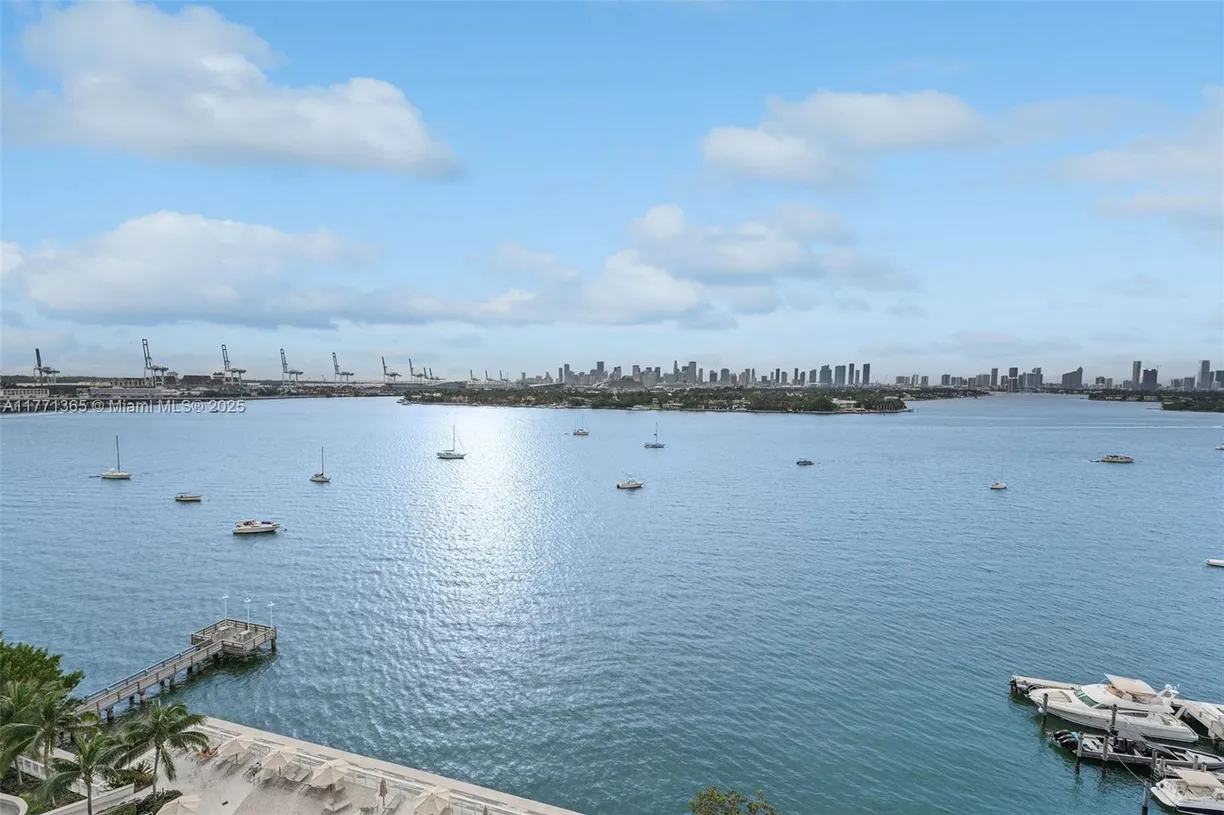 South Florida Real Estate | View 910 West Ave, 0631 | 1 Bed, 1 Bath