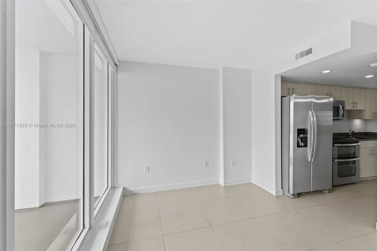 South Florida Real Estate | View 910 West Ave, 0631 | Listing