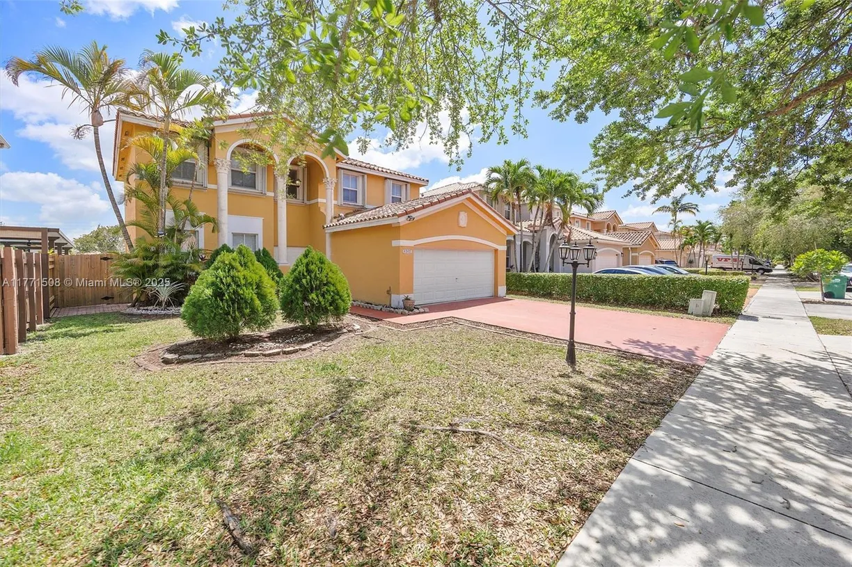 South Florida Real Estate | View 6161 SW 157th Pl | Listing