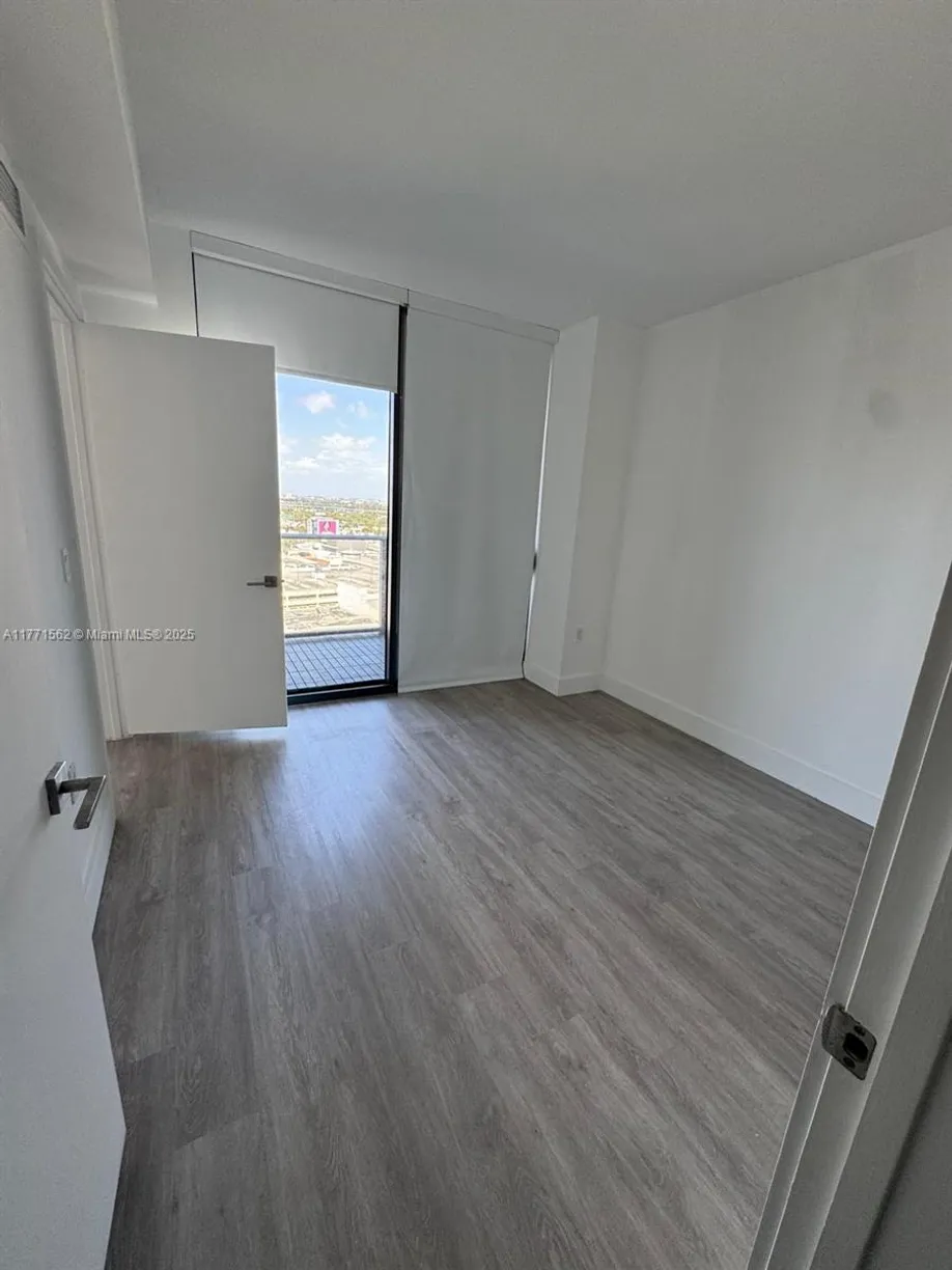 South Florida Real Estate | View 121 NE 34th St, 1711 | Listing