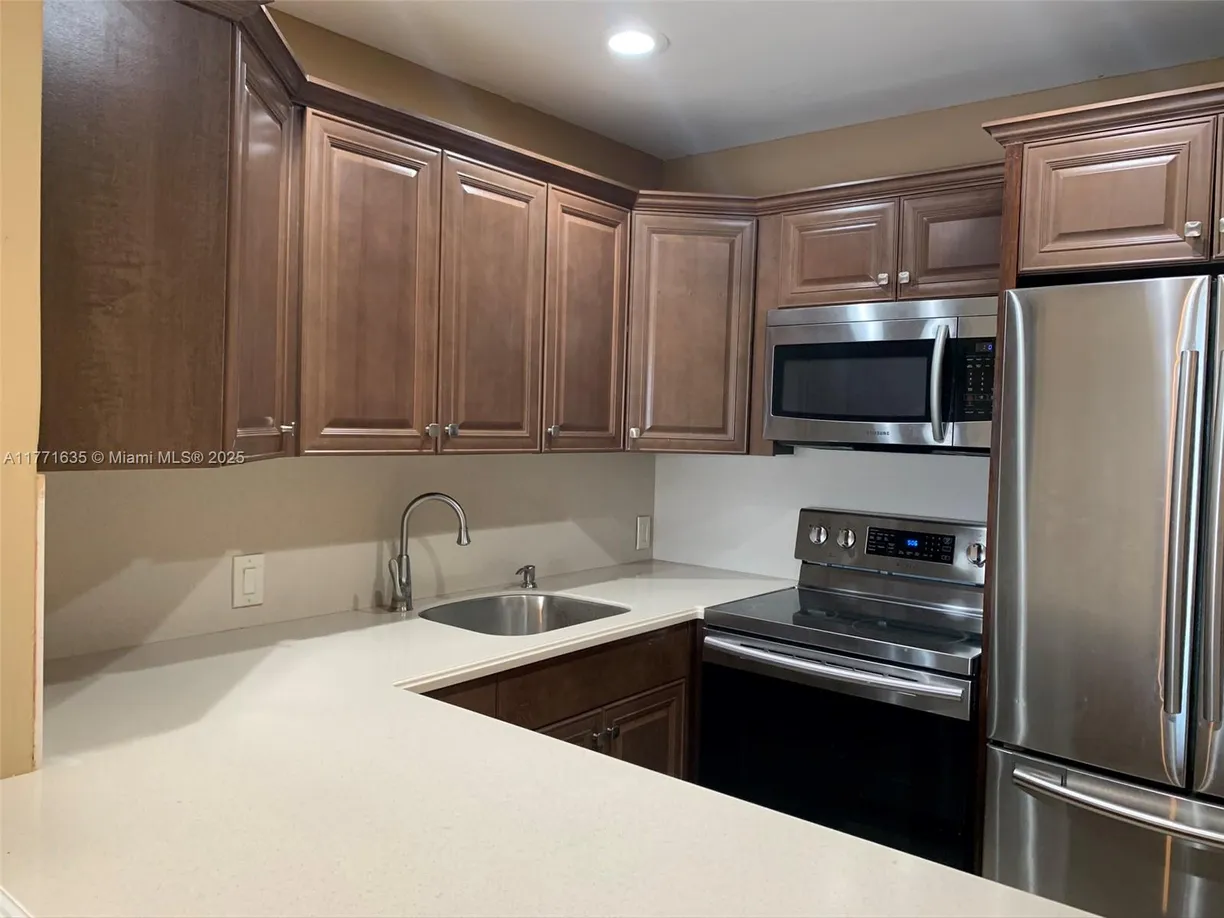 South Florida Real Estate | View 4848 NW 24th Ct, 420 | 1 Bed, 1 Bath
