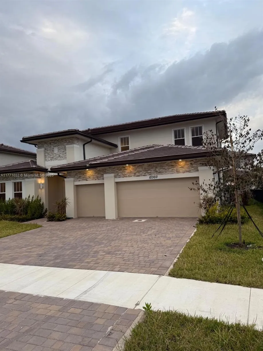 South Florida Real Estate | View 12303 SW 44th St | Listing