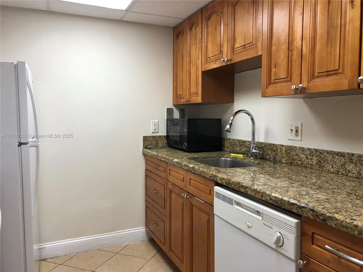South Florida Real Estate | View 14301 N Kendall Dr, 309B | 2 Beds, 2 Baths