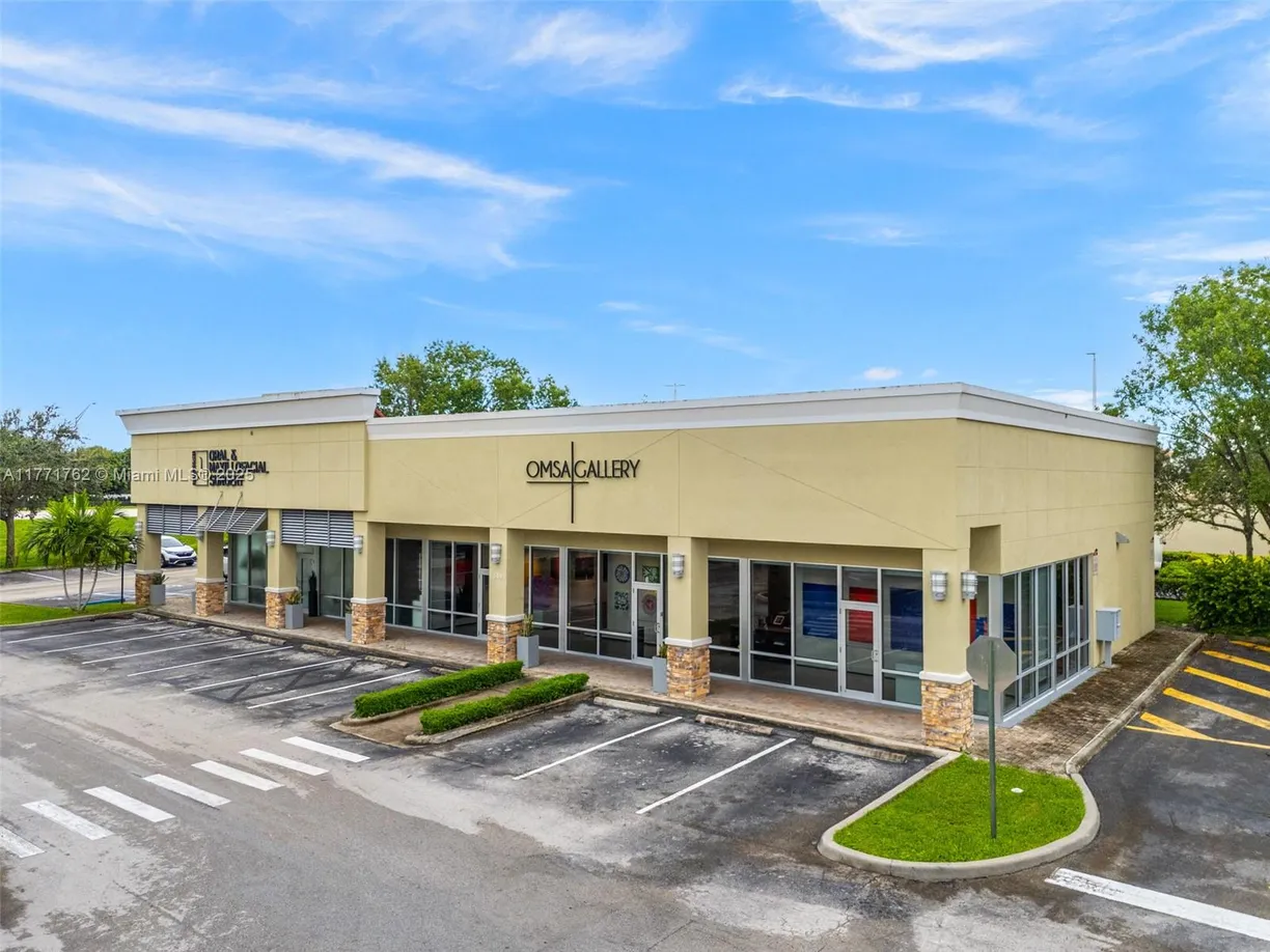 South Florida Real Estate | View 15661 Sheridan St