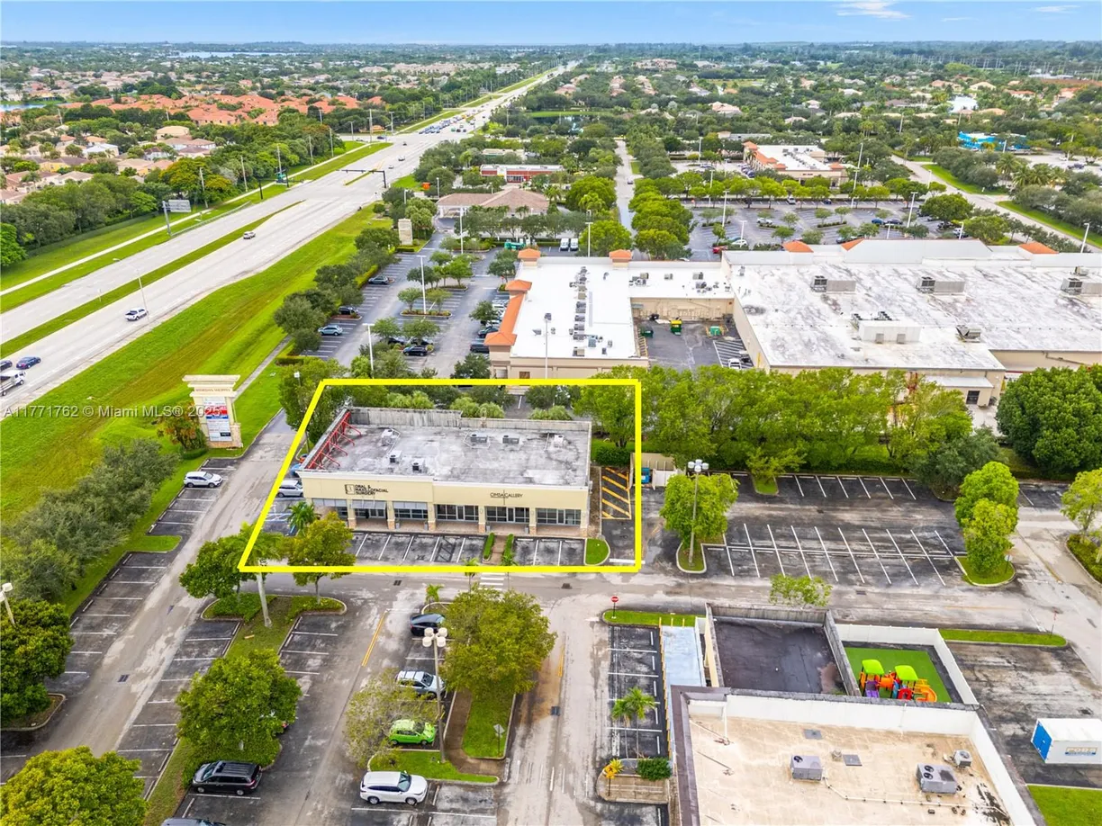 South Florida Real Estate | View 15661 Sheridan St | Listing