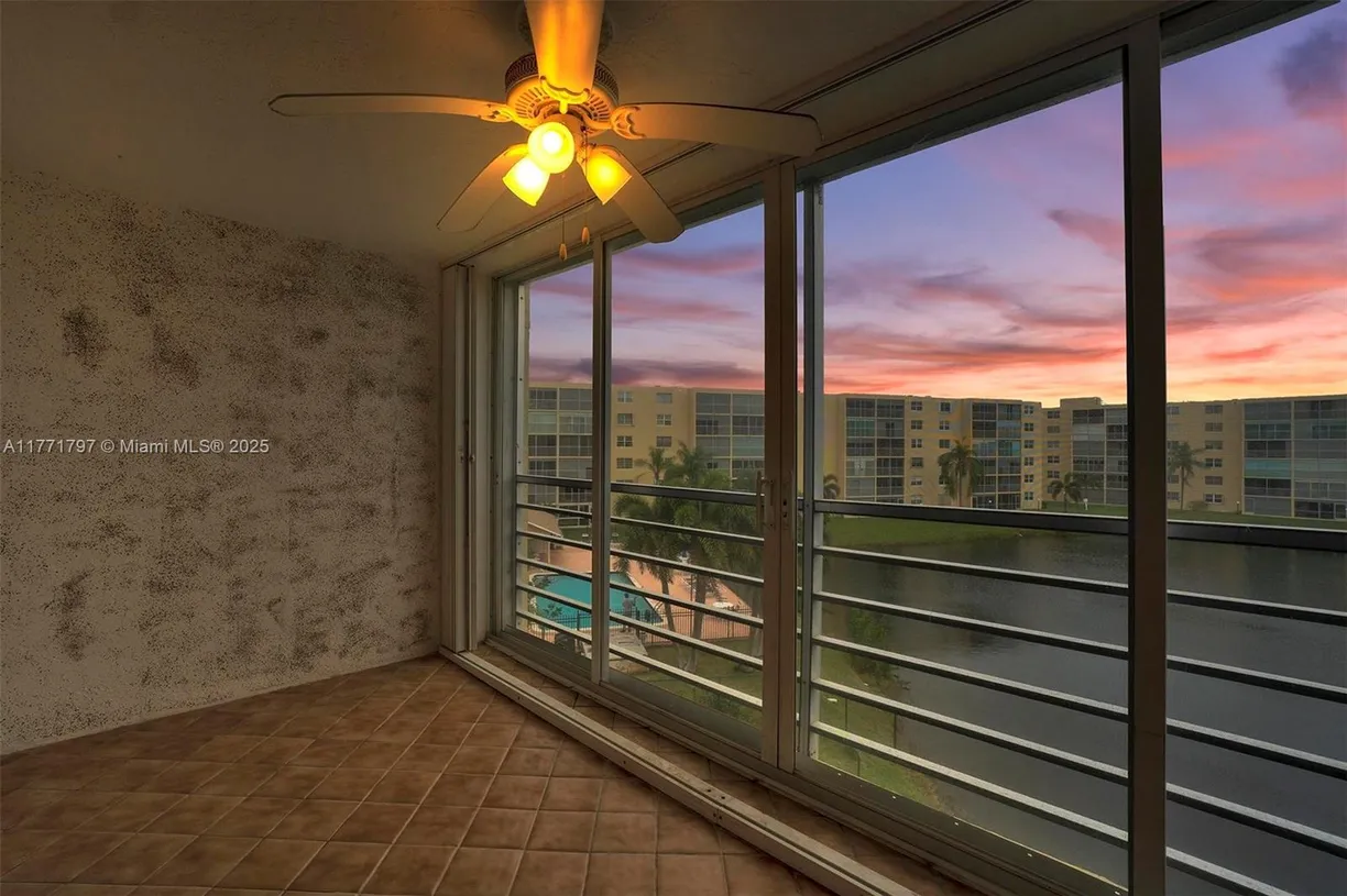 South Florida Real Estate | View 431 SE 3rd St, 402 | 2 Beds, 2 Baths