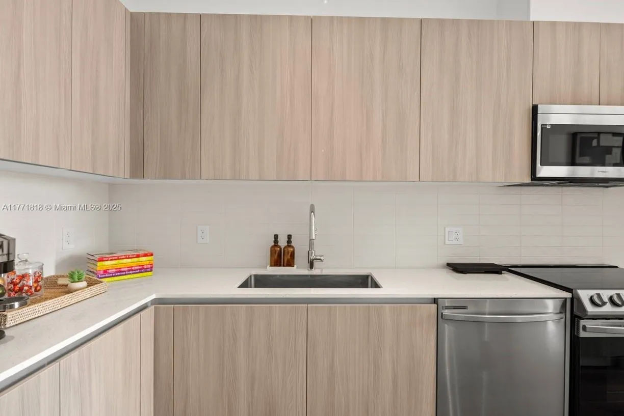South Florida Real Estate | View 2800 SW 27th Terrace, 1401 | Listing