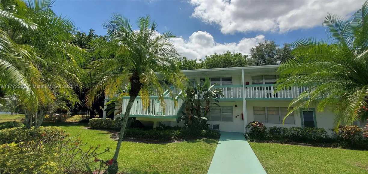 South Florida Real Estate | View 474 Tilford V, 474 | 1 Bed, 1 Bath