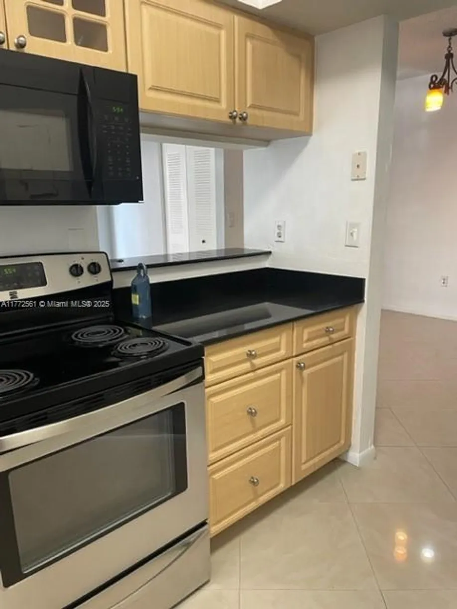 South Florida Real Estate | View 2091 NW 96th Ter, 13B | 2 Beds, 2 Baths