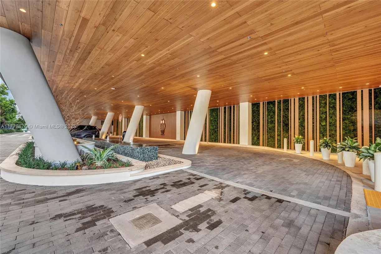 South Florida Real Estate | View 2678 Tigertail Ave, 1501 | Listing