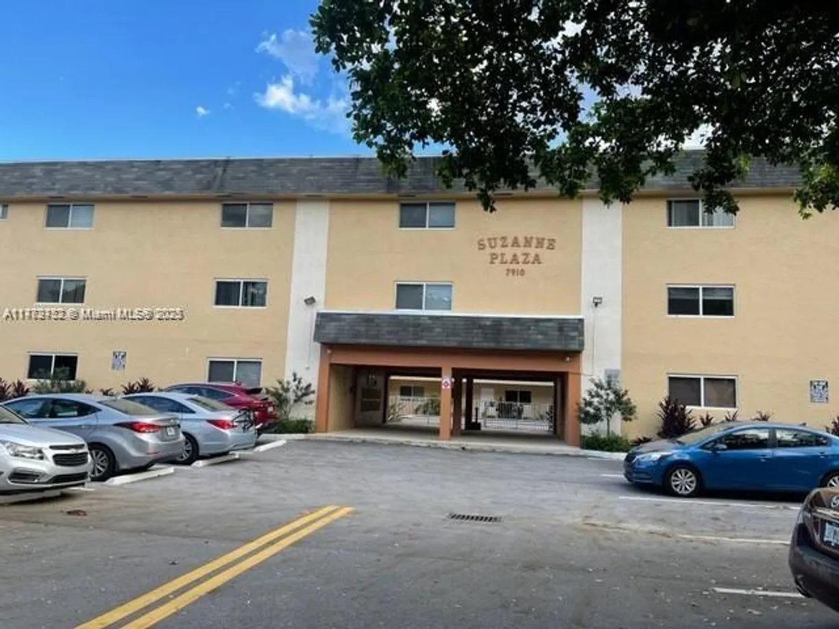 South Florida Real Estate | View 7910 Taft St, 107 | Listing