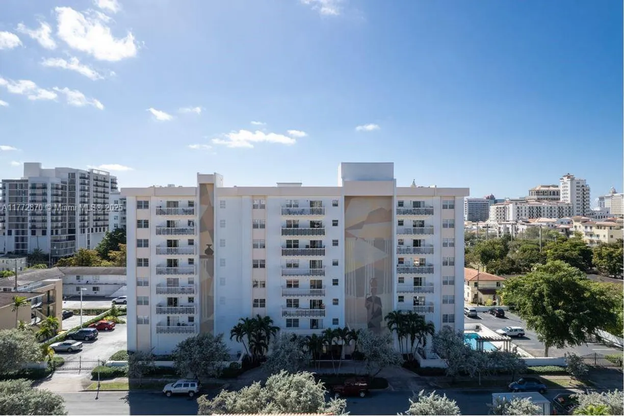 South Florida Real Estate | View 22 Salamanca Ave, 506 | 1 Bed, 1 Bath
