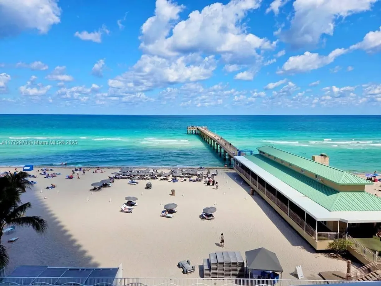 South Florida Real Estate | View 16699 Collins Ave, 603 | 1 Bed, 1 Bath