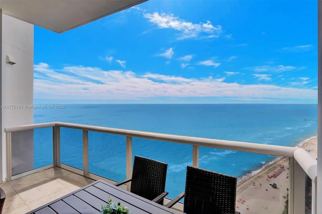 South Florida Real Estate | View 18101 Collins Ave, 5104 | 2 Beds, 2 Baths