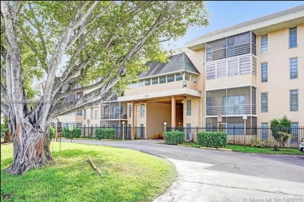 South Florida Real Estate | View 4848 NW 24th Ct, 208 | 1 Bed, 1 Bath