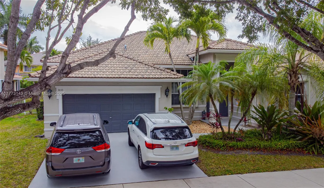South Florida Real Estate | View 3833 Heron Ridge Ln | 5 Beds, 2 Baths