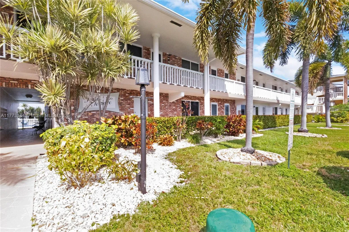 South Florida Real Estate | View 750 Pine Dr, 3 | Listing