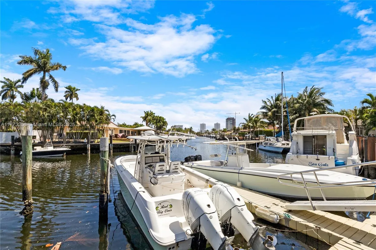 South Florida Real Estate | View 2201 SE 9th St, 106 | Listing